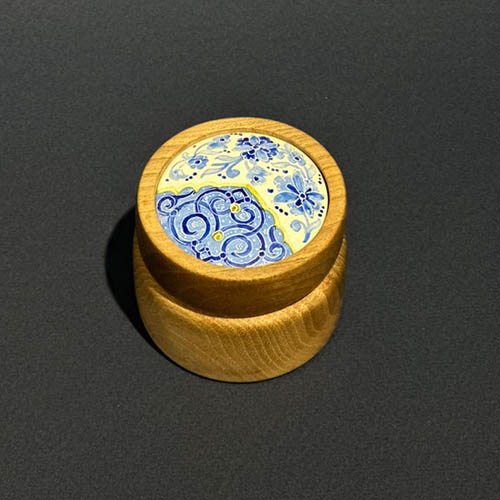 دوات چوبی میناکاری شده